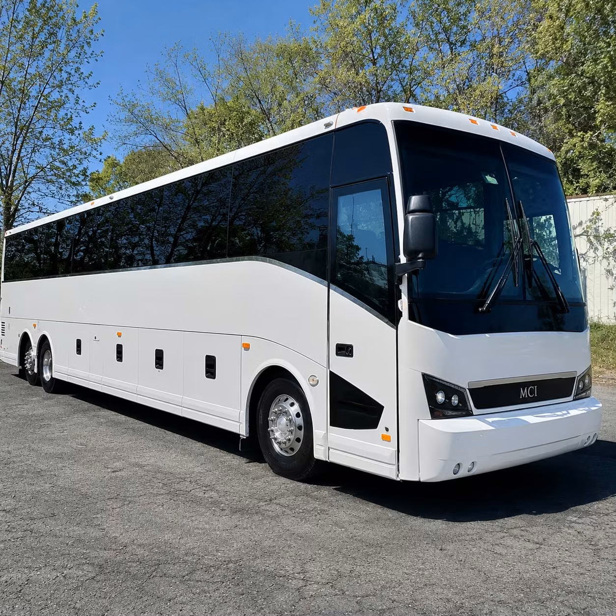 employee shuttle services for porterville businesses and worksites