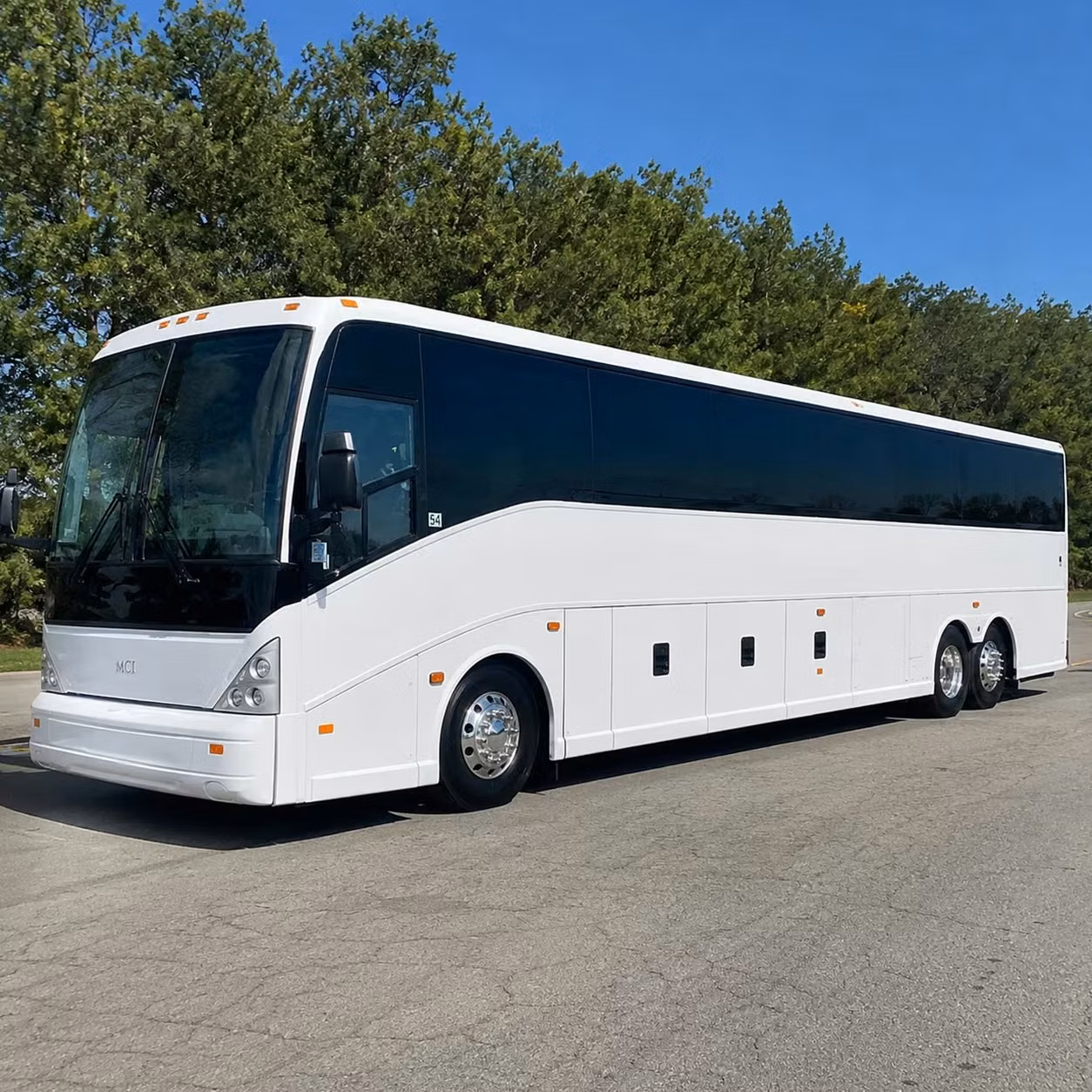 meadows field airport transfers from porterville group shuttles going south