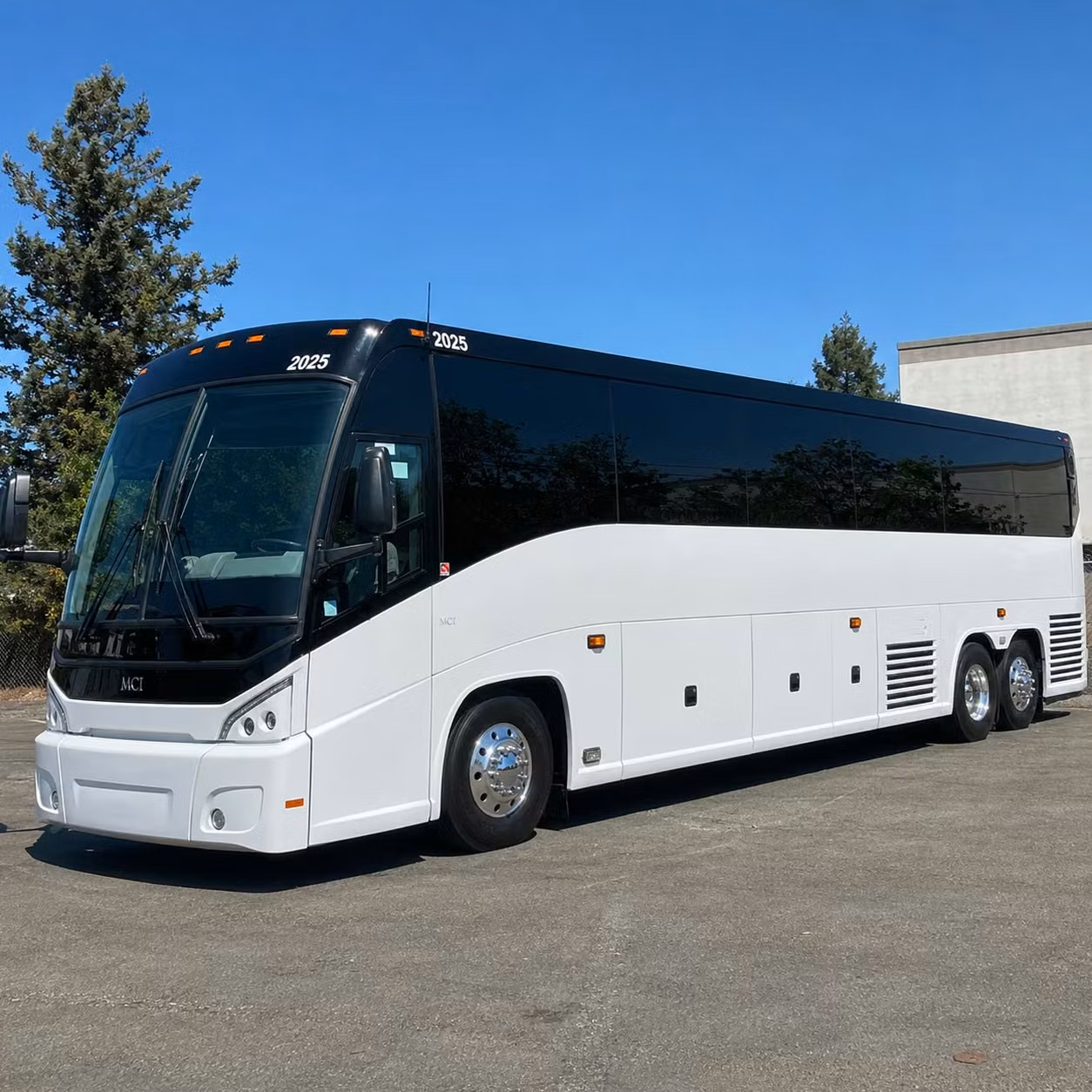 porterville concert shuttle bus rentals for groups headed to visalia fox theatre and beyond